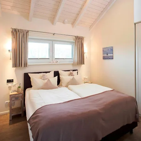 Luxuswellnesshaus Duenenperle Casa de Férias Bliesdorf